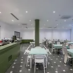 Arel מלון סרנדה