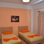 Arel Sarandë