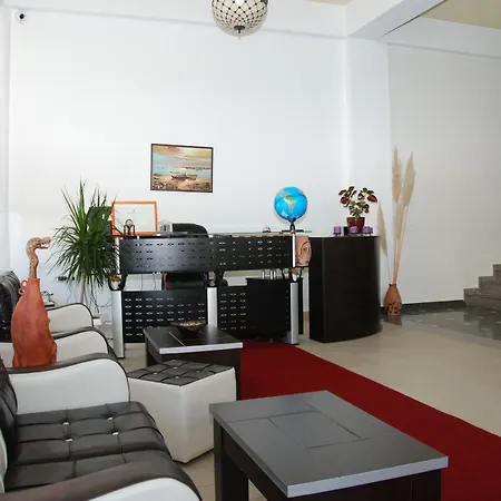 Arel Hotel 4*