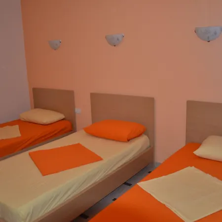 فندق Arel ساراندا