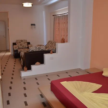 Arel 호텔 Sarandë