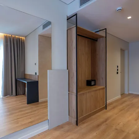 호텔 Arel Sarandë