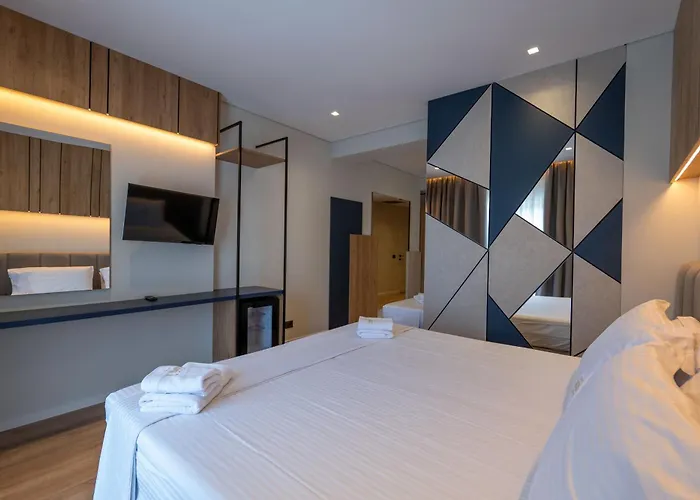 ホテル Arel Sarandë