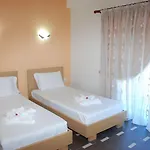 فندق Arel ساراندا