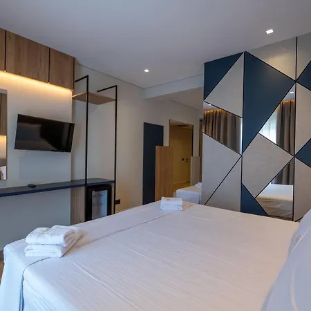 Szálloda Arel Saranda