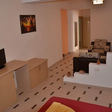 Arel Szálloda Saranda