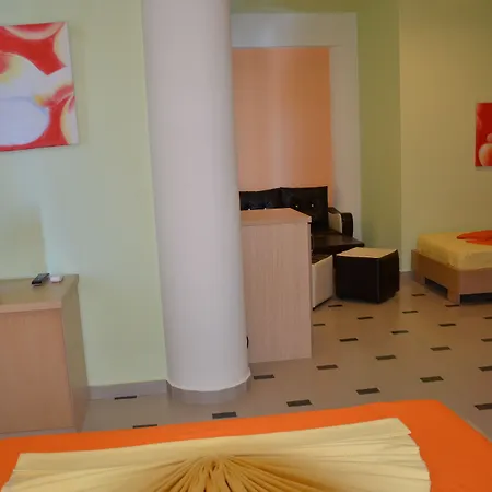 Arel Hotel 4*