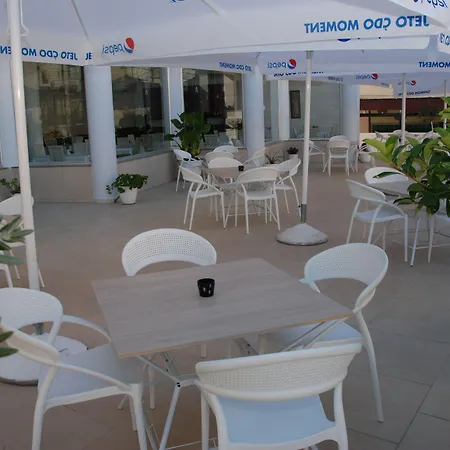 Arel Hotel