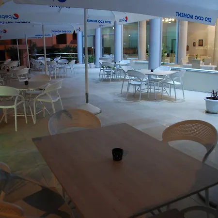 Arel Szálloda Saranda