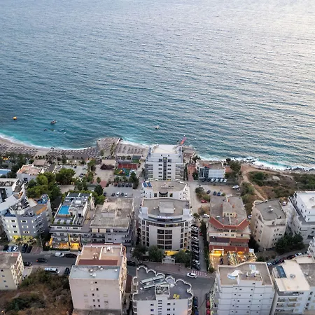 Arel Sarandë
