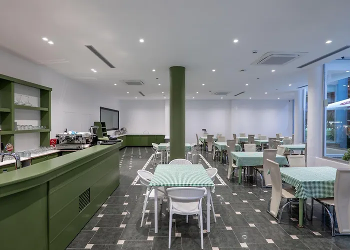 Arel ホテル Sarandë